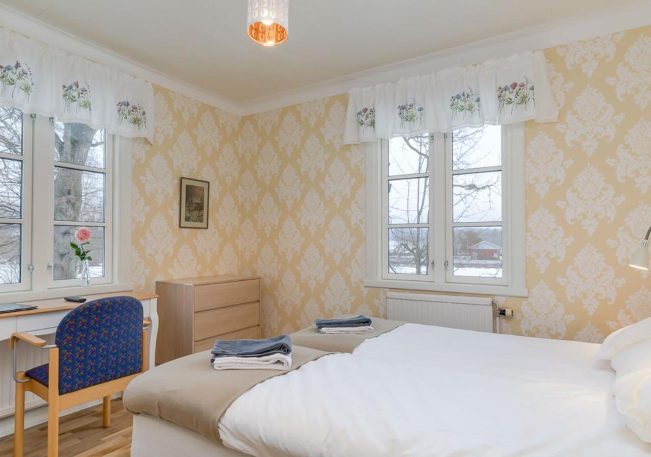 Malmgardens Vandrarhem B&B Strängnäs Екстериор снимка